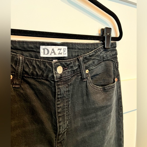 DAZE Tough Love straight leg jeans - Picture 3 of 5